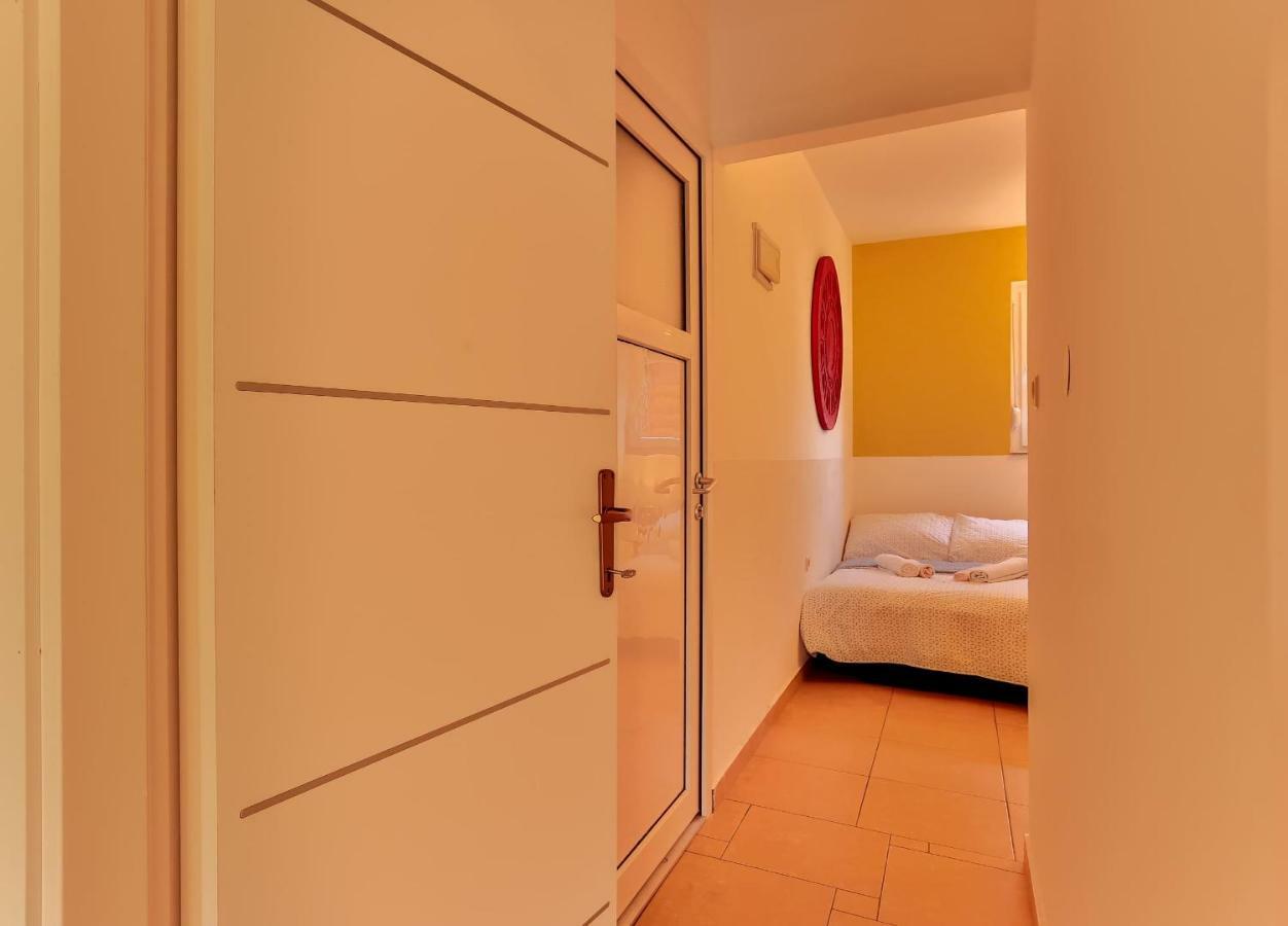 Apartments Dora Victoria Dream Medulin Exterior foto