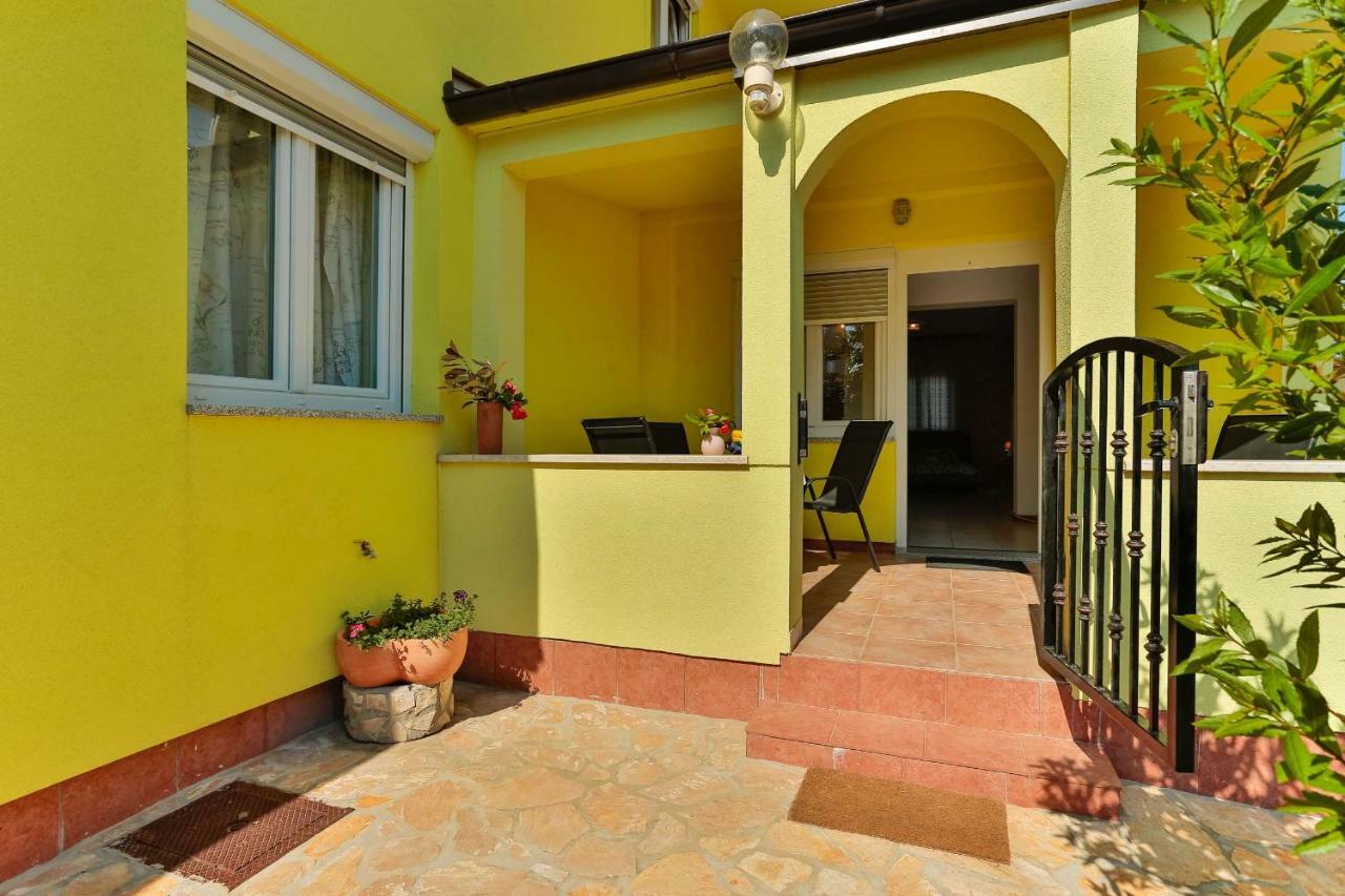 Apartments Dora Victoria Dream Medulin Exterior foto